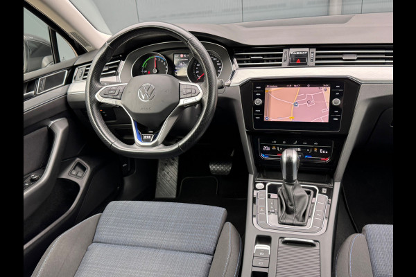 Volkswagen Passat Variant 1.4 TSI PHEV GTE * Trekhaak * Matrix Led * Travel Assist *
