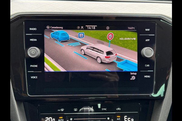 Volkswagen Passat Variant 1.4 TSI PHEV GTE * Trekhaak * Matrix Led * Travel Assist *