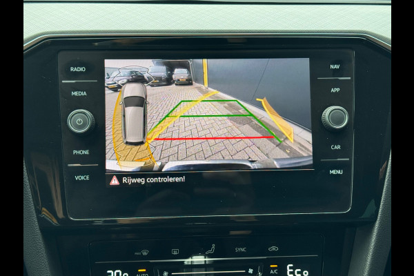 Volkswagen Passat Variant 1.4 TSI PHEV GTE * Trekhaak * Matrix Led * Travel Assist *