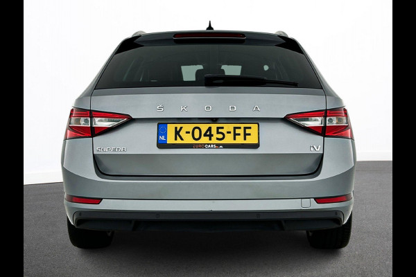 Škoda Superb Combi 1.4 TSI iV Business Edition Plus PHEV Airco ECC Navi Carplay Adaptive Cruise 18" LM Velgen Leder/Alcantara Virtual Cockpit El Achterklep Full LED Stoelverwarming Škoda Superb Combi 1.4 TSI iV Business Edition Plus PHEV Airco ECC Navi Carplay Adaptive Cruise 18" LM Velgen Leder/Alcantara Virtual Cockpit El Achterklep Full LED Stoelverwarming