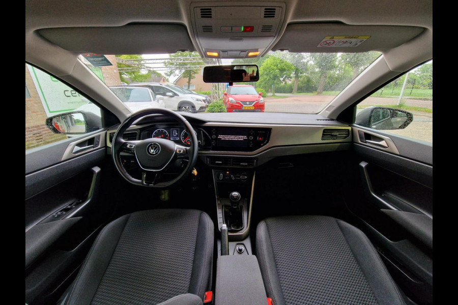 Volkswagen Polo 1.0 TSI R-Line Edition|Airco|Adaptief-cruise|Getintglas|Carplay|53.861KM Volkswagen Polo 1.0 TSI R-Line Edition|Airco|Adaptief-cruise|Getintglas|Carplay|53.861KM