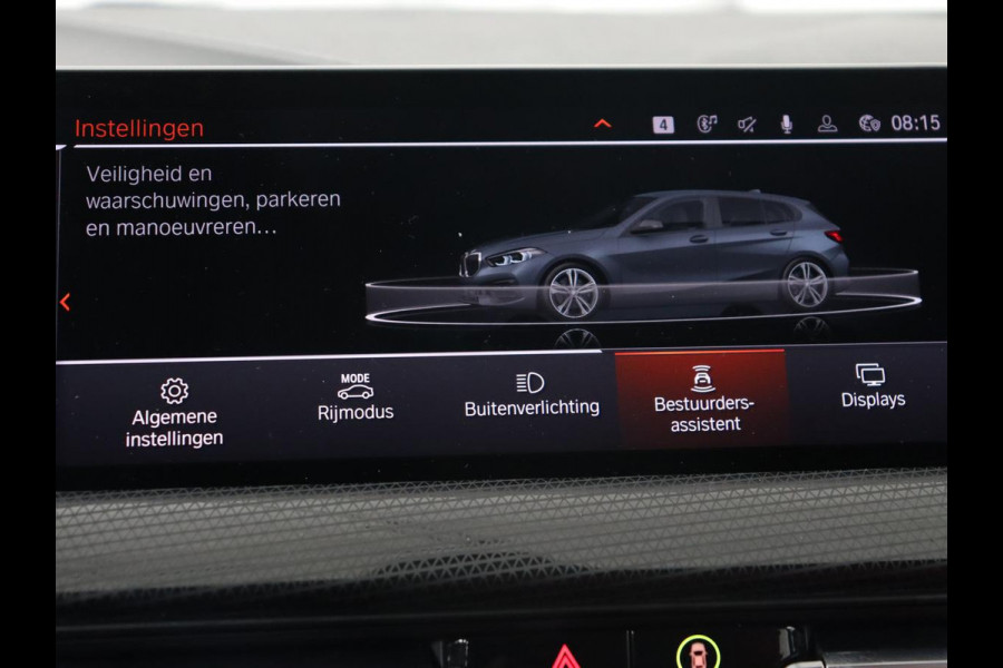 BMW 1-serie 116d High Executive | Sport Line | Leder | Stoelverwarming | Carplay | Sportstoelen | Navigatie | Parkeerhulp | Live Cockpit | Climate control | Full LED | Cruise control BMW 1-serie 116d High Executive | Sport Line | Leder | Stoelverwarming | Carplay | Sportstoelen | Navigatie | Parkeerhulp | Live Cockpit | Climate control | Full LED | Cruise control