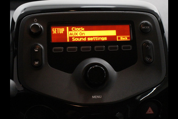 Citroën C1 1.0 VTi Feel | Airco | Bluetooth | Stuurbediening | Led | Electrisch pakket | 5-drs Citroën C1 1.0 VTi Feel | Airco | Bluetooth | Stuurbediening | Led | Electrisch pakket | 5-drs