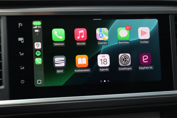 Seat Ateca 1.5 TSI FR / PANODAK / KEYLESS / ACC / CAMERA / CARPLAY