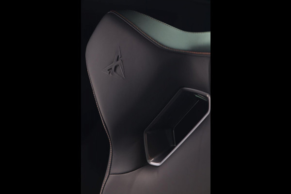CUPRA Formentor 1.5 TSI / PANODAK / KUIPSTOELEN / MEMORY / CAMERA / LEDER / KEYLESS CUPRA Formentor 1.5 TSI / PANODAK / KUIPSTOELEN / MEMORY / CAMERA / LEDER / KEYLESS