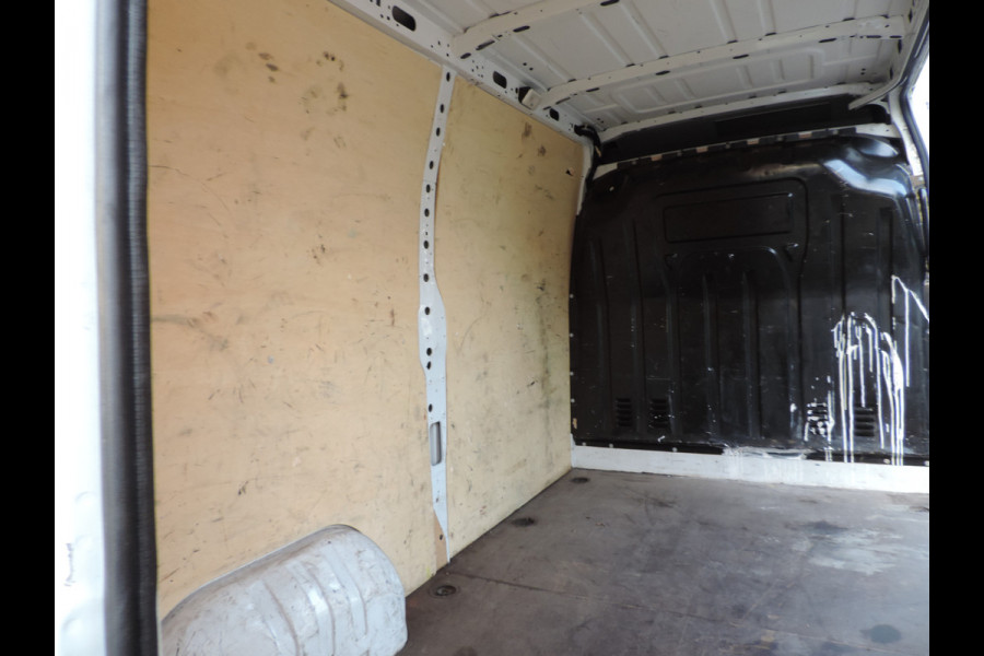 Renault Master T33 2.3 dCi 150 L2H2 Energy