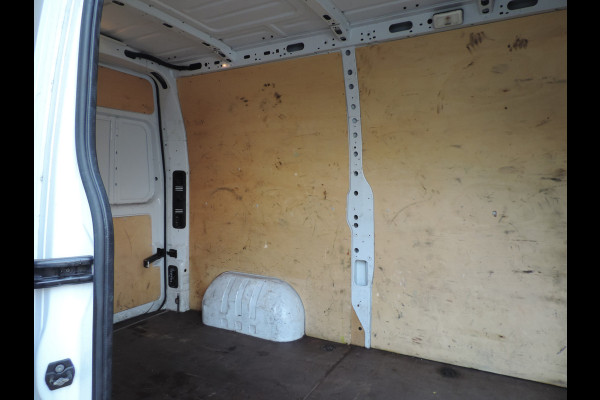 Renault Master T33 2.3 dCi 150 L2H2 Energy