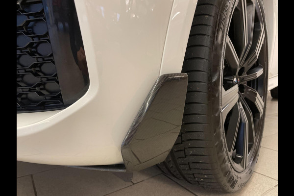BMW X5 XDrive45e High Executive M PAKKET M PERFORMANCE CARBON AIRCO NAVI CRUISE BT STOELVERW LUCHTV 22INCH CAMERA NIEUWSTAAT BMW X5 XDrive45e High Executive M PAKKET M PERFORMANCE CARBON AIRCO NAVI CRUISE BT STOELVERW LUCHTV 22INCH CAMERA NIEUWSTAAT