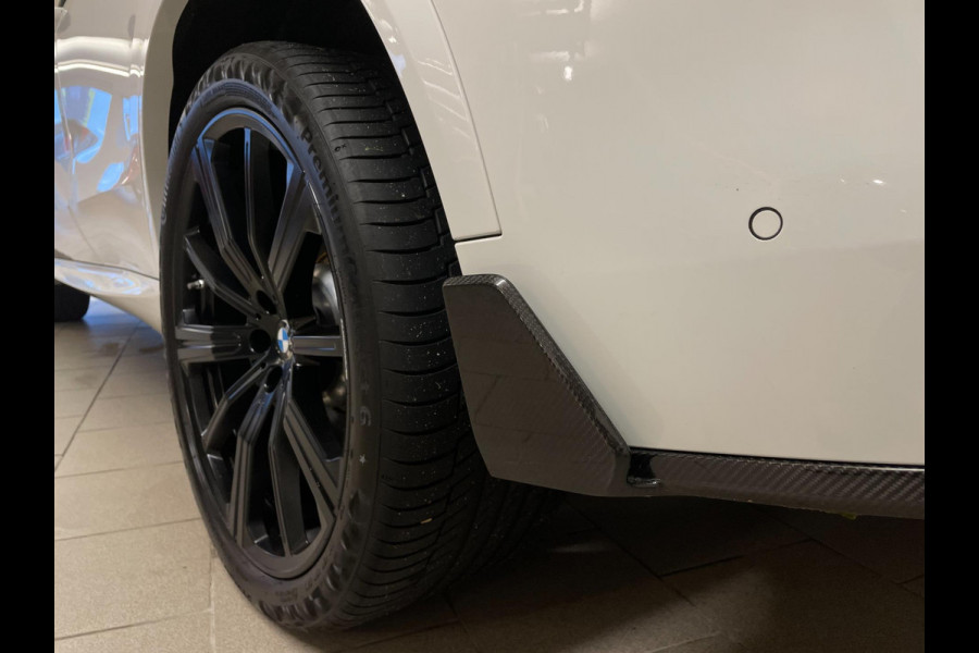 BMW X5 XDrive45e High Executive M PAKKET M PERFORMANCE CARBON AIRCO NAVI CRUISE BT STOELVERW LUCHTV 22INCH CAMERA NIEUWSTAAT BMW X5 XDrive45e High Executive M PAKKET M PERFORMANCE CARBON AIRCO NAVI CRUISE BT STOELVERW LUCHTV 22INCH CAMERA NIEUWSTAAT