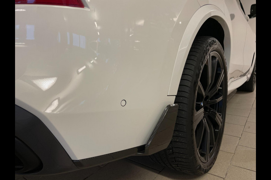 BMW X5 XDrive45e High Executive M PAKKET M PERFORMANCE CARBON AIRCO NAVI CRUISE BT STOELVERW LUCHTV 22INCH CAMERA NIEUWSTAAT BMW X5 XDrive45e High Executive M PAKKET M PERFORMANCE CARBON AIRCO NAVI CRUISE BT STOELVERW LUCHTV 22INCH CAMERA NIEUWSTAAT