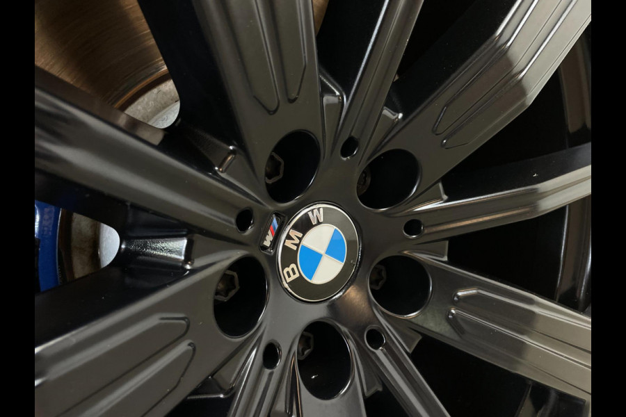 BMW X5 XDrive45e High Executive M PAKKET M PERFORMANCE CARBON AIRCO NAVI CRUISE BT STOELVERW LUCHTV 22INCH CAMERA NIEUWSTAAT BMW X5 XDrive45e High Executive M PAKKET M PERFORMANCE CARBON AIRCO NAVI CRUISE BT STOELVERW LUCHTV 22INCH CAMERA NIEUWSTAAT