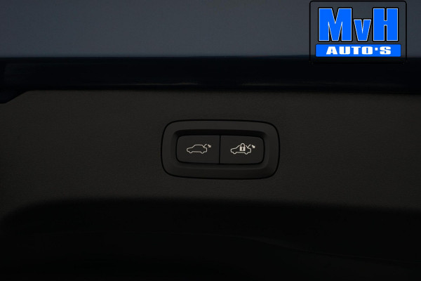 Lynk & Co 01 1.5 Hybride|FULL BLACK|LEER|PANO|360°CAM|NAP