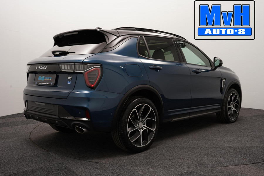 Lynk & Co 01 1.5 Hybride|FULL BLACK|LEER|PANO|360°CAM|NAP