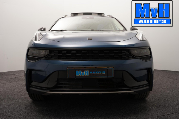 Lynk & Co 01 1.5 Hybride|FULL BLACK|LEER|PANO|360°CAM|NAP