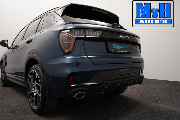 Lynk & Co 01 1.5 Hybride|FULL BLACK|LEER|PANO|360°CAM|NAP