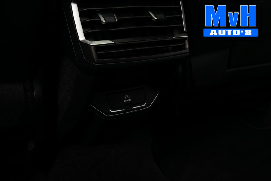 Lynk & Co 01 1.5 Hybride|FULL BLACK|LEER|PANO|360°CAM|NAP