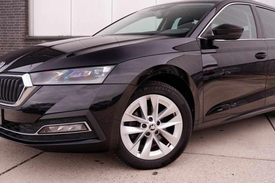 Škoda Octavia Combi 1.5 e-TSI Business Edition | Elek. Trekhaak | Virtual Cockpit | Carplay | LED | Navi Škoda Octavia Combi 1.5 e-TSI Business Edition | Elek. Trekhaak | Virtual Cockpit | Carplay | LED | Navi