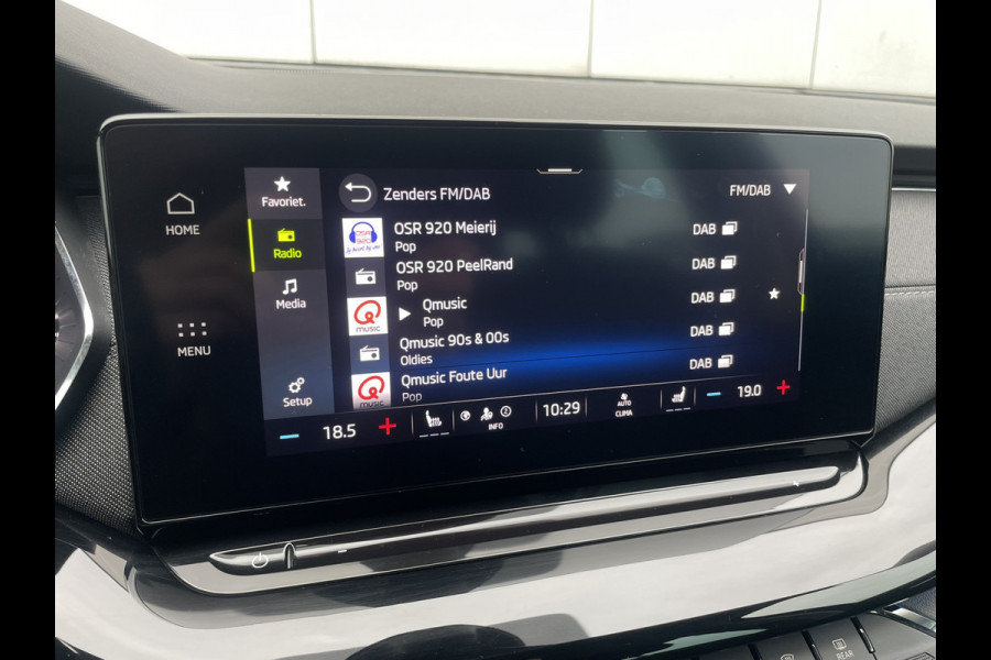 Škoda Octavia Combi 1.5 e-TSI Business Edition | Elek. Trekhaak | Virtual Cockpit | Carplay | LED | Navi Škoda Octavia Combi 1.5 e-TSI Business Edition | Elek. Trekhaak | Virtual Cockpit | Carplay | LED | Navi