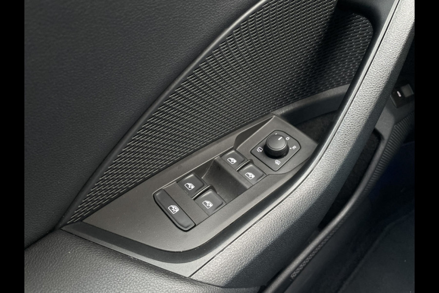 Škoda Octavia Combi 1.5 e-TSI Business Edition | Elek. Trekhaak | Virtual Cockpit | Carplay | LED | Navi Škoda Octavia Combi 1.5 e-TSI Business Edition | Elek. Trekhaak | Virtual Cockpit | Carplay | LED | Navi