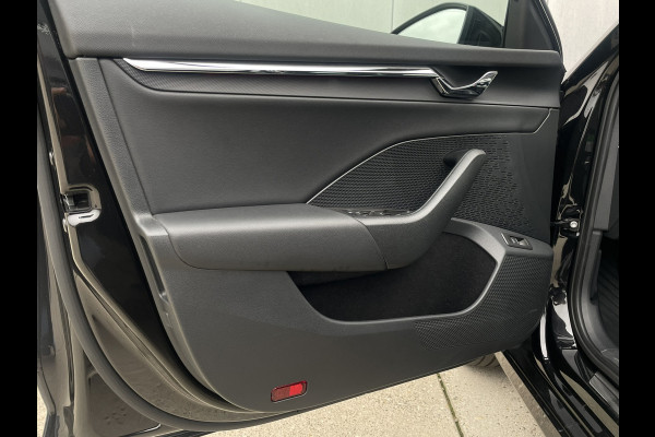 Škoda Octavia Combi 1.5 e-TSI Business Edition | Elek. Trekhaak | Virtual Cockpit | Carplay | LED | Navi Škoda Octavia Combi 1.5 e-TSI Business Edition | Elek. Trekhaak | Virtual Cockpit | Carplay | LED | Navi