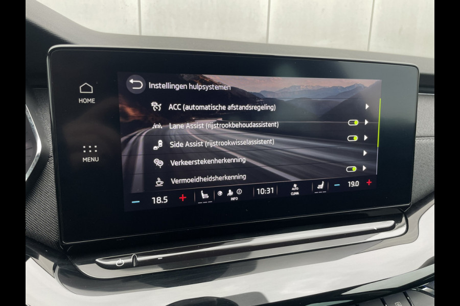 Škoda Octavia Combi 1.5 e-TSI Business Edition | Elek. Trekhaak | Virtual Cockpit | Carplay | LED | Navi Škoda Octavia Combi 1.5 e-TSI Business Edition | Elek. Trekhaak | Virtual Cockpit | Carplay | LED | Navi