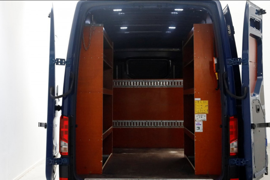 Volkswagen Crafter 35 2.0 TDI 140pk L3H3 (L2H2) DSG-Automaat Comfortline Laadklep 500kg 04-2022