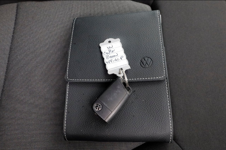 Volkswagen Crafter 35 2.0 TDI 140pk L3H3 (L2H2) DSG-Automaat Comfortline Laadklep 500kg 04-2022