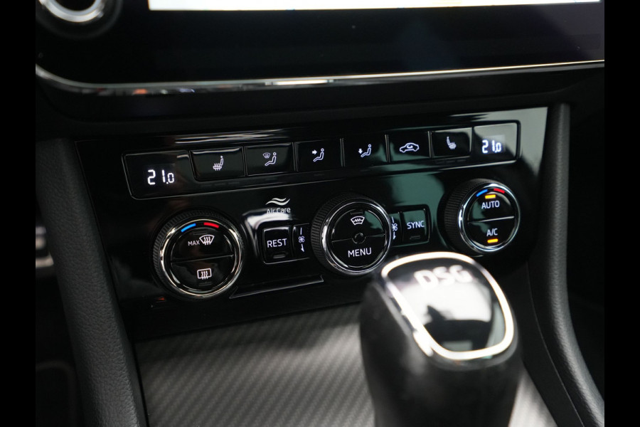 Škoda Superb Combi 1.4 TSI iV 204pk Sportline Business Panorama Trekhaak Navigatie Dode hoek ass. 86 Škoda Superb Combi 1.4 TSI iV 204pk Sportline Business Panorama Trekhaak Navigatie Dode hoek ass. 86