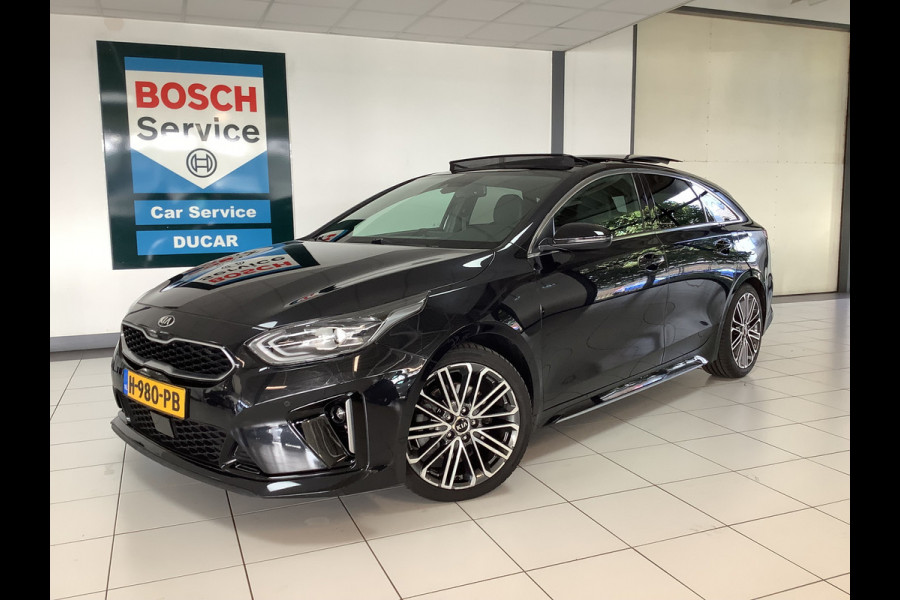 Kia ProCeed 1.4 T-GDI GT-PlusLine Panodak, Camera, Keyless, LED