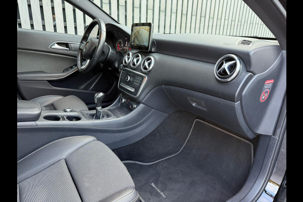Mercedes-Benz A-Klasse 180 Business Solution - Camera - Airco - Cruise