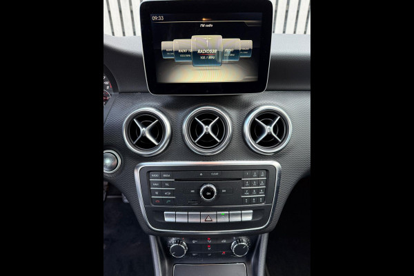 Mercedes-Benz A-Klasse 180 Business Solution - Camera - Airco - Cruise