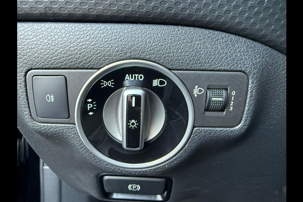 Mercedes-Benz A-Klasse 180 Business Solution - Camera - Airco - Cruise
