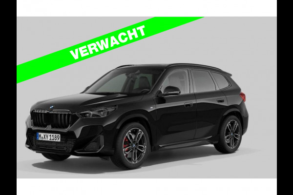 BMW X1 sDrive18i M-Sport Pro - Pano - Driving Ass Plus - Trekhaak - Harman Kardon BMW X1 sDrive18i M-Sport Pro - Pano - Driving Ass Plus - Trekhaak - Harman Kardon