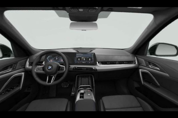 BMW X1 sDrive18i M-Sport Pro - Pano - Driving Ass Plus - Trekhaak - Harman Kardon BMW X1 sDrive18i M-Sport Pro - Pano - Driving Ass Plus - Trekhaak - Harman Kardon