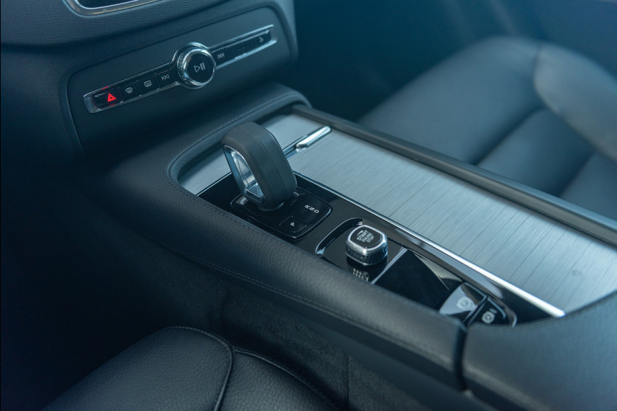 Volvo XC90 T8 Aut. LongRange Inscription Leder Parkeercamera Standkachel 455pk