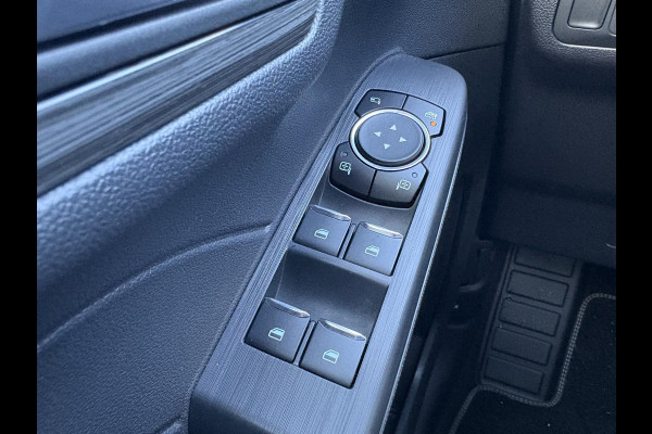 Ford Kuga 2.5 FHEV Active X 190pk | 4WD | 2.100kg Trekgewicht | Driver Assistance Pack | Technology Pack | Winterpack | Panoramadak | All Weather Banden | Geen stekker nodig