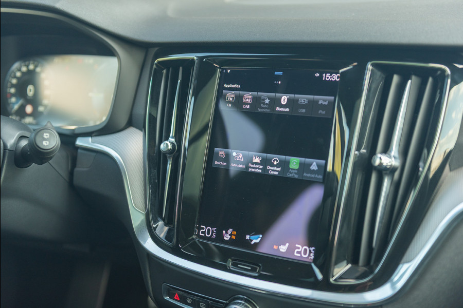 Volvo V60 T6 Aut. Plug-In Hybrid R-Design Leder Panoramadak 340pk