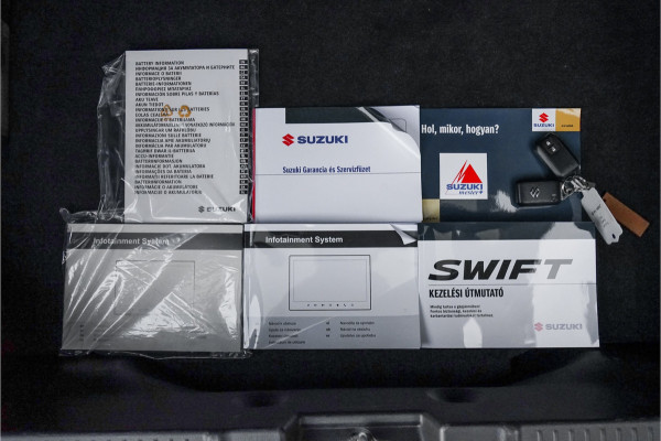 Suzuki Swift 1.2 Style Smart Hybrid Automaat ACC Camera Stoelverw Suzuki Swift 1.2 Style Smart Hybrid Automaat ACC Camera Stoelverw