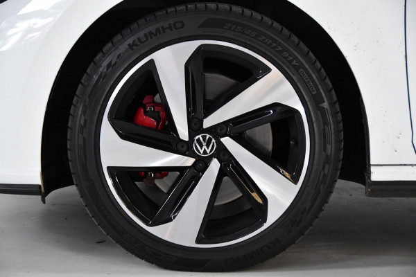 Volkswagen Polo 2.0 TSI GTI PANO IQ light Lane assist ACC