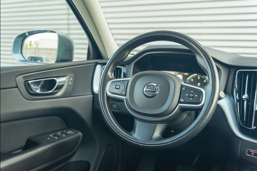 Volvo XC60 D4 Aut. Parkeercamera Stoelverwawrming ACC 190pk
