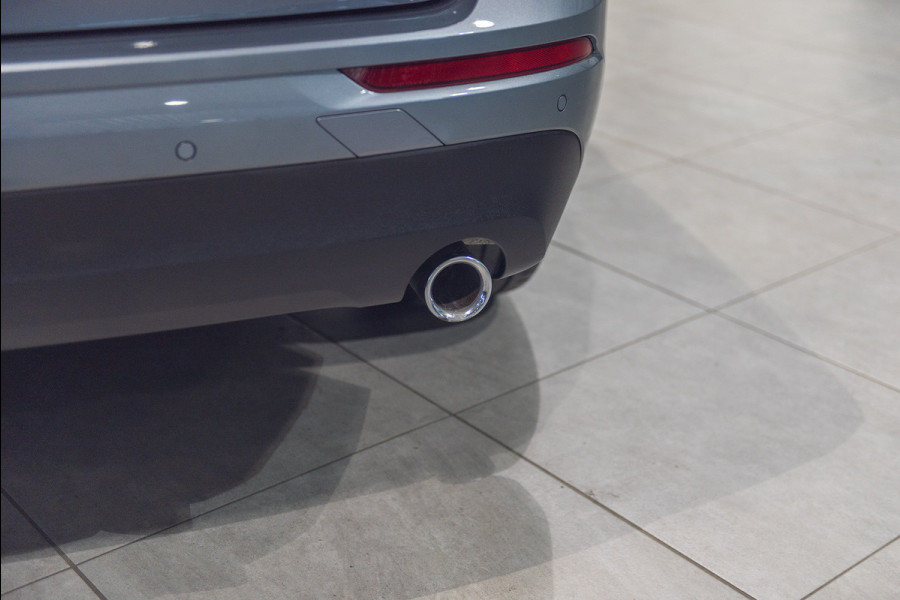 Volvo XC60 D4 Aut. Parkeercamera Stoelverwawrming ACC 190pk