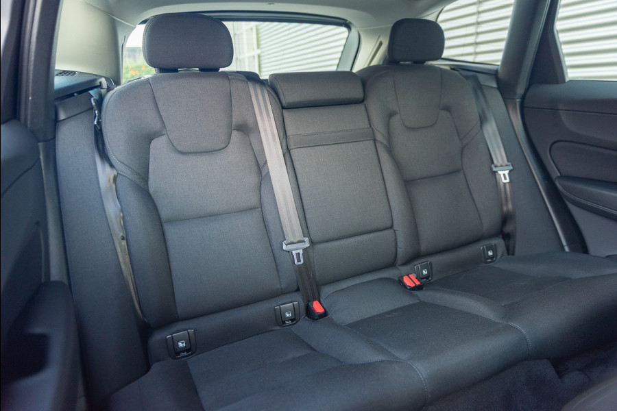 Volvo XC60 D4 Aut. Parkeercamera Stoelverwawrming ACC 190pk
