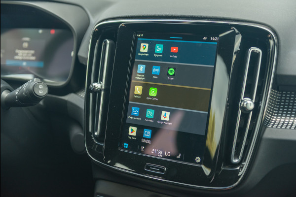 Volvo XC40 Recharge Aut. R-Design Stoelverwarming Standkachel 231pk