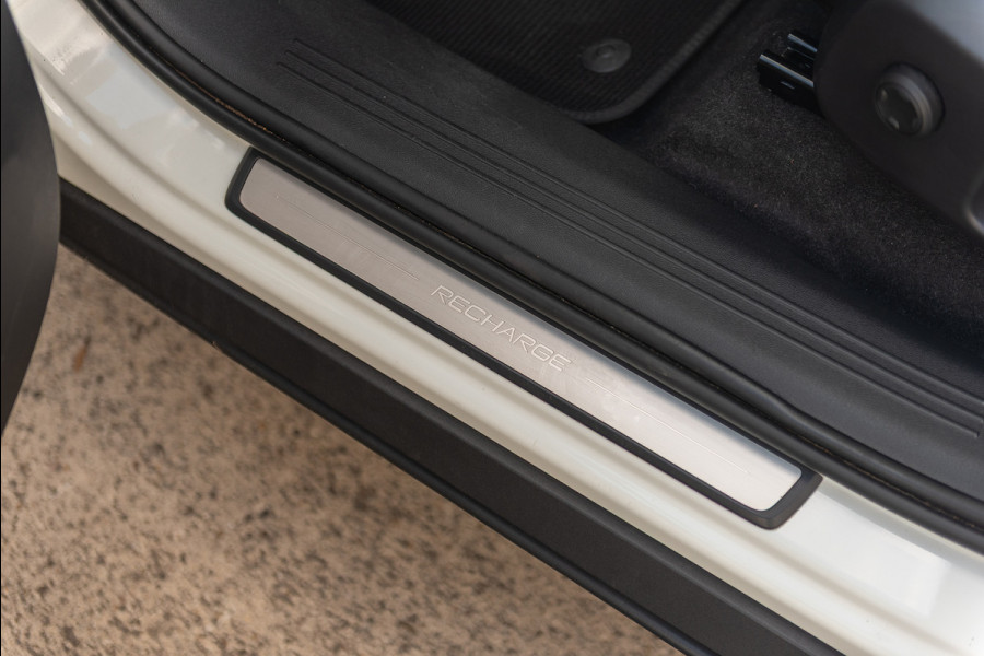 Volvo XC40 Recharge Aut. R-Design Stoelverwarming Standkachel 231pk
