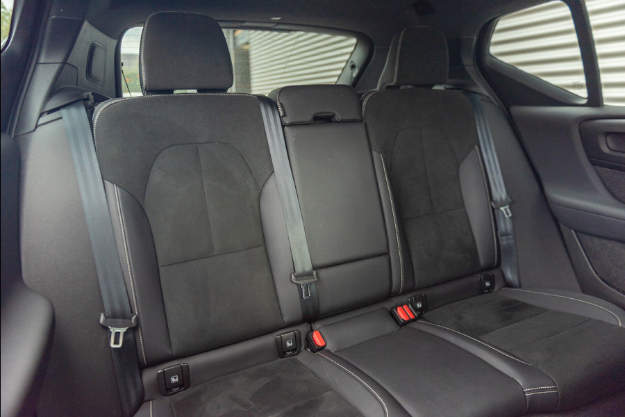 Volvo XC40 Recharge Aut. R-Design Stoelverwarming Standkachel 231pk