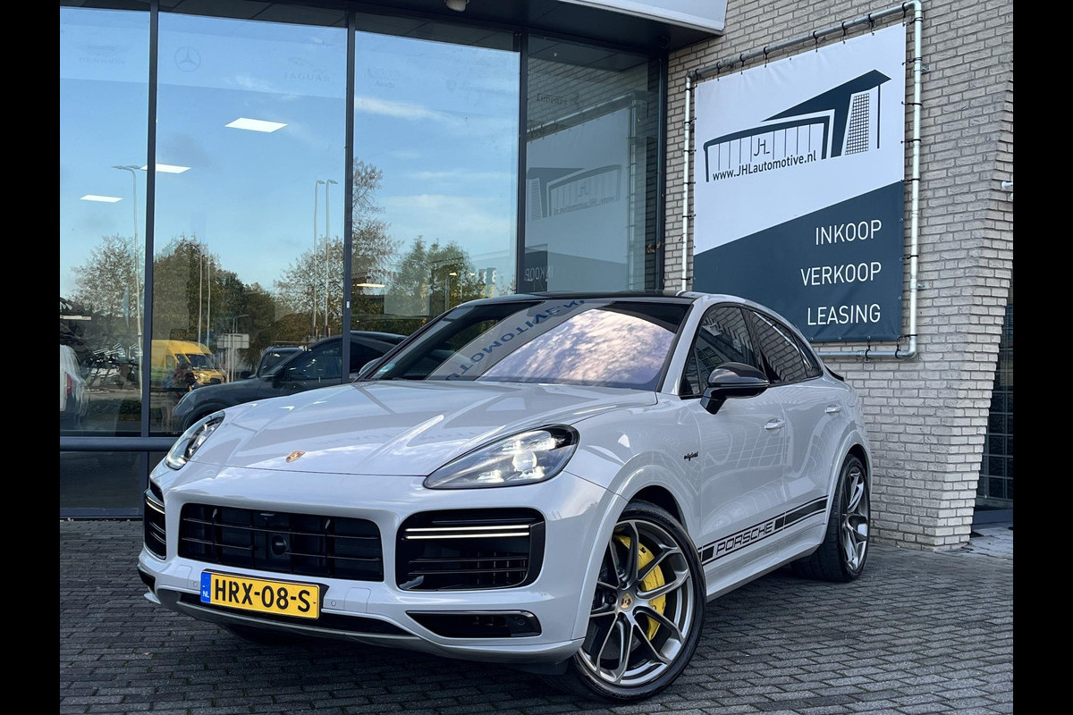 Porsche Cayenne Coupé *TURBO S-E*680PK*CARBON*NL AUTO*APPROVED*SP.UITLAA Porsche Cayenne Coupé *TURBO S-E*680PK*CARBON*NL AUTO*APPROVED*SP.UITLAA