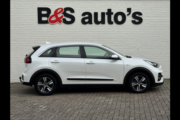 Kia Niro 1.6 GDi Hybrid DynamicLine Automaat Adaptive Cruise Climate control Apple / Android Navigatie Kia Niro 1.6 GDi Hybrid DynamicLine Automaat Adaptive Cruise Climate control Apple / Android Navigatie