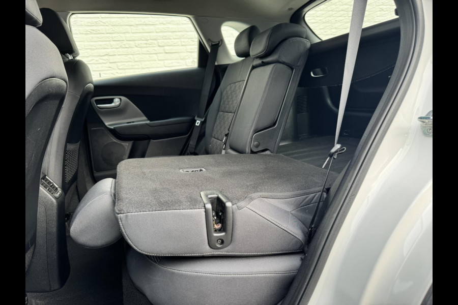 Kia Niro 1.6 GDi Hybrid DynamicLine Automaat Adaptive Cruise Climate control Apple / Android Navigatie Kia Niro 1.6 GDi Hybrid DynamicLine Automaat Adaptive Cruise Climate control Apple / Android Navigatie