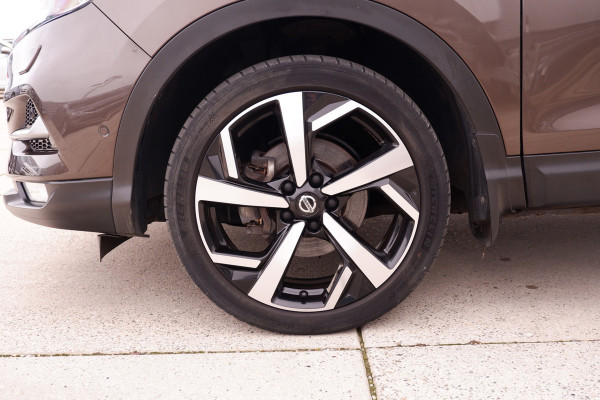 Nissan QASHQAI 1.2 Tekna + | Pano-Dak | Trekhaak | Leer | Bose | Navi | Climate Nissan QASHQAI 1.2 Tekna + | Pano-Dak | Trekhaak | Leer | Bose | Navi | Climate