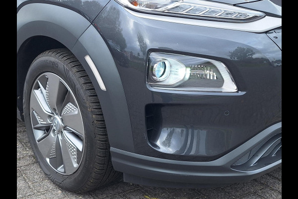 Hyundai Kona EV Premium Sky 64 kWh | 3 Fase | Warmtepomp | Leder | Schuifdak | occasion Hyundai Kona EV Premium Sky 64 kWh | 3 Fase | Warmtepomp | Leder | Schuifdak | occasion